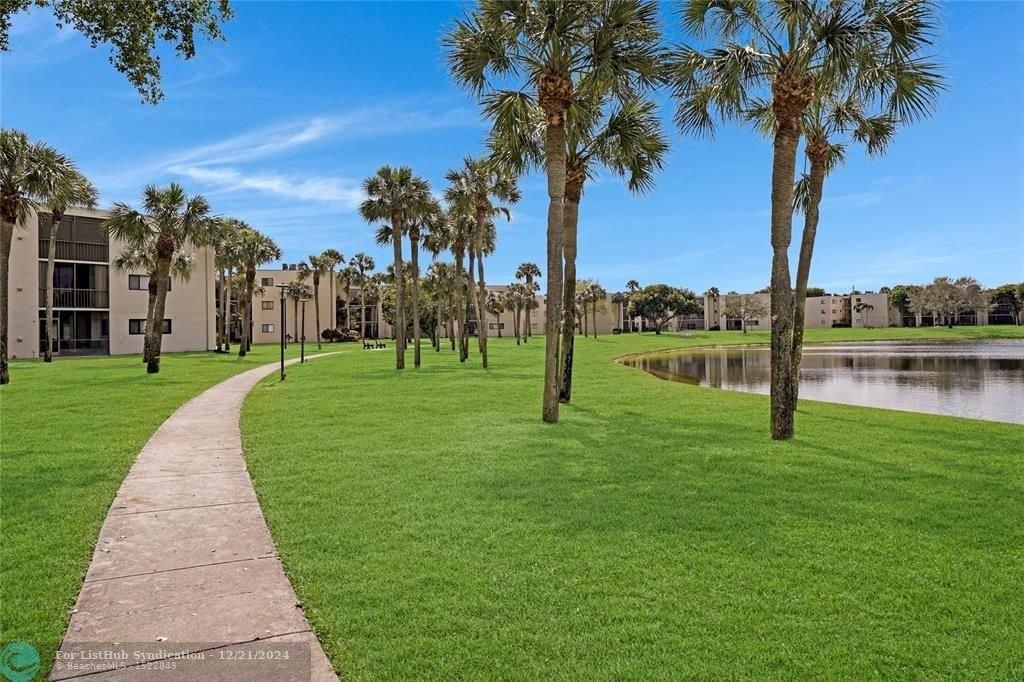 5100 Las Verdes Cir 114, Delray Beach, Florida 33484