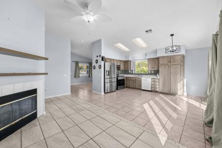 25136 Sansome Street, Hemet, California 92544, Estados Unidos