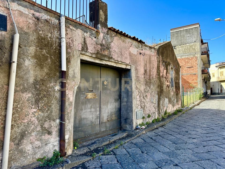 Acireale, Sicilia 95024, Italy