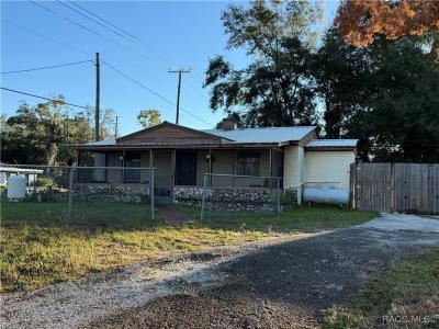 1115 N Bearmount Terrace, Crystal River, Florida 34429, USA