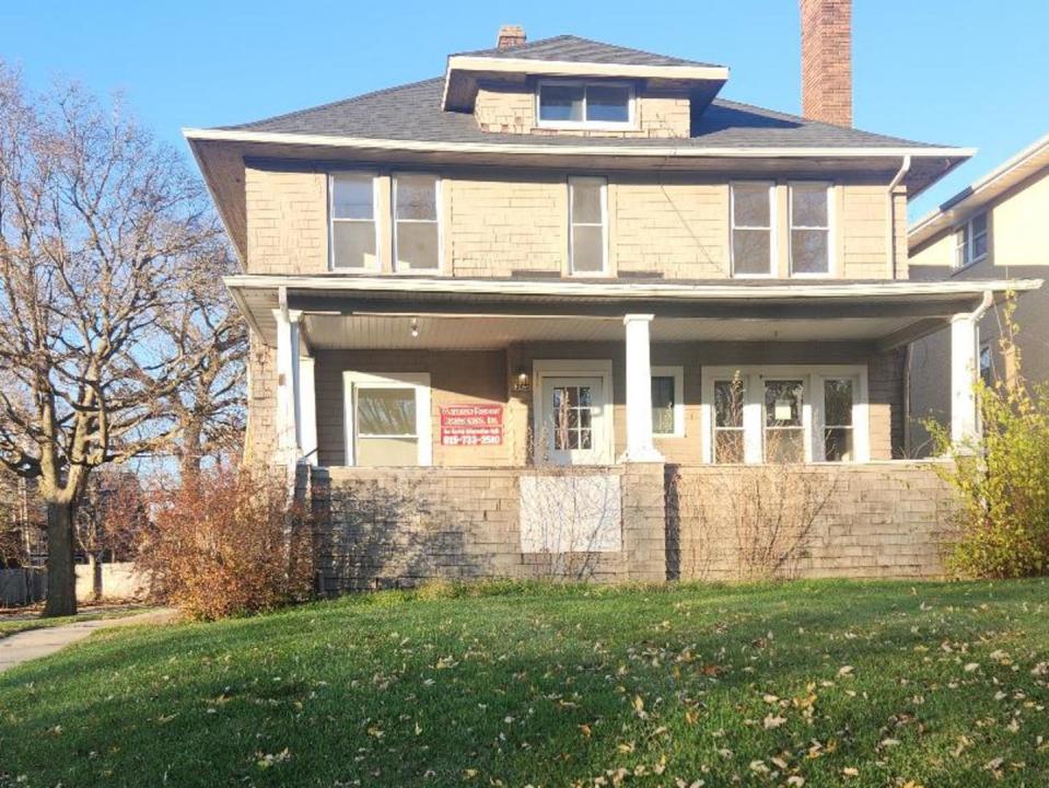 345 Augusta Avenue, Dekalb, 伊利诺斯州 60115, 美国