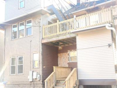 345 Augusta Avenue, Dekalb, 伊利诺斯州 60115, 美国