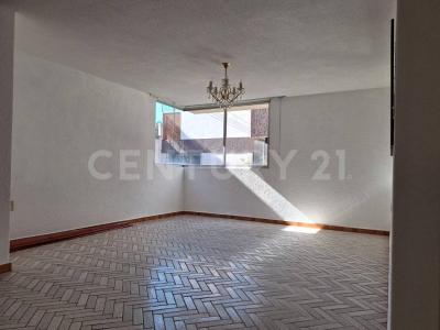 Avenida Revolucion Quinta Mary 1207,, Pachuca De Soto, イダルゴ 42060, メキシコ