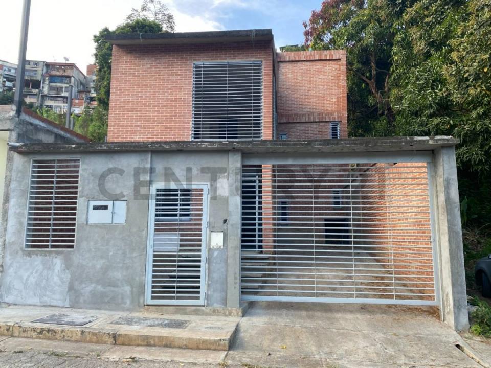 Cuidad Satélite Casa en la Trinidad, Caracas, Miranda 00001, ベネズエラ