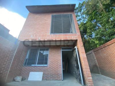 Cuidad Satélite Casa en la Trinidad, Caracas, Miranda 00001, ベネズエラ
