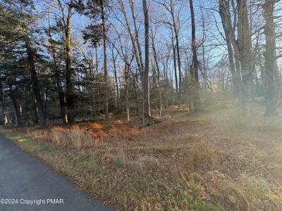 199 Navajo Trail, Gouldsboro, Pennsylvanie 18424, États-Unis