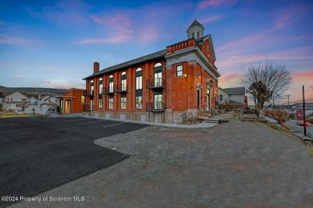 633 Main Street 305, Dickson City, 賓夕法尼亞州 18519, 美國