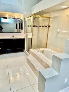 2428 Berkshire Court, KISSIMMEE, Florida 34746, Stati Uniti