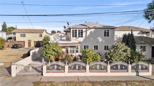 510 S Tamarind Avenue , A, Compton, California 90220, USA