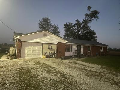3673 S CR 200 W, Clay City, Indiana 47841, USA