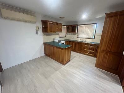 18 Macarthur Drive, St Clair, NSW 2759, Australia