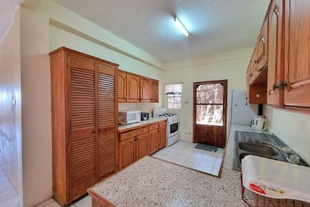 B's 2BD Apartment, Calliste, St.George West Indies, Grenada