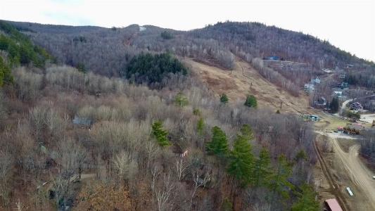 15  Rue d'Arosa, Lac-Sainte-Marie, Quebec J0X 1Z0, CANADÁ