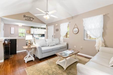 460 Roberts Bend Road, Burnside, كنتاكي 42519, الولايات المتحدة