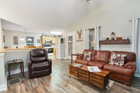 330 Enchanted Forest way, Burnside, كنتاكي 42519, الولايات المتحدة