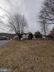 97 E Broad St, ELIZABETHVILLE, Pennsylvania 17023