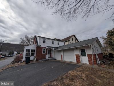 97 E Broad St, ELIZABETHVILLE, Pennsylvania 17023