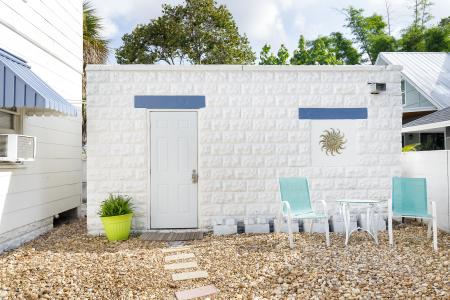 1043 7th Ave N, St. Petersburg, フロリダ 33705, アメリカ合衆国