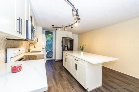 95-273 Waikalani Drive Unit #D40, Mililani, Hawaii 96789, USA