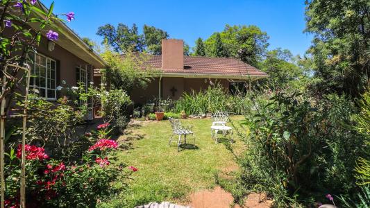 White River, 음봄벨라, 남아프리카