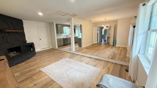 215 NE Buck Drive, Fort Walton Beach, פלורידה 32548, ארצות הברית של אמריקה 