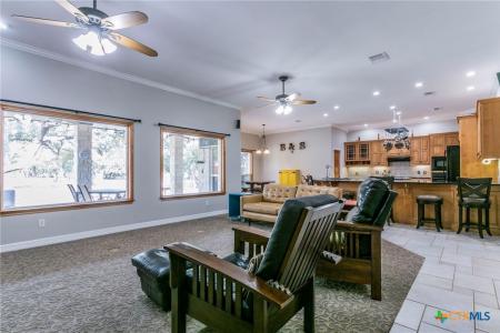 1448 Hidden Springs Drive, Salado, Texas 76571, USA
