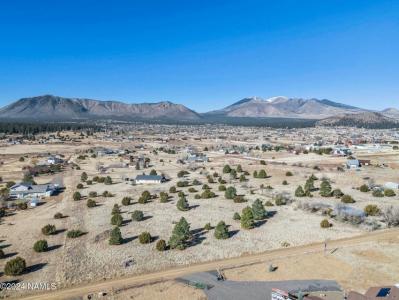 8170 Autumn Drive, Flagstaff, Arizona 86004