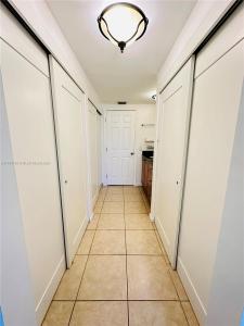 900 Greensward Ln 111-G, Delray Beach, Florida 33445