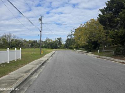 506 Seal Avenue, Biloxi, Mississippi 39530, États-Unis