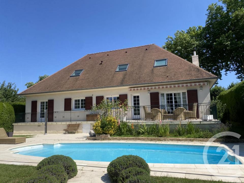 Cernay La Ville, Île-de-France 78720, Francia
