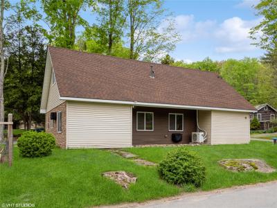 23 Woodland Way, Smallwood, New York 12778