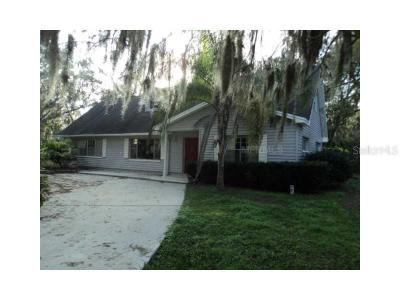 16406 Lake Byrd Drive, Tampa, Florida 33618, USA