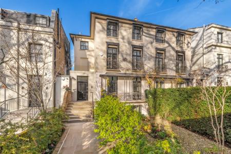 32, Holland Park Avenue, London, United Kingdom