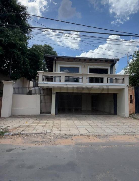 Cedro entre Paso de Patria y Concepcion , Hipódromo, Asunción 00001, Paraguai