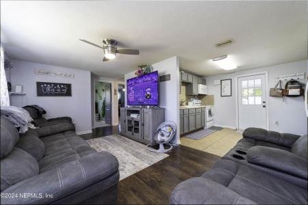 100 E RELLIM Drive, Palatka, Florida 32177, USA