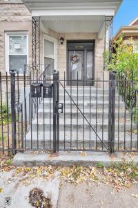 6527 S Vernon Avenue, Chicago, Illinois 60637