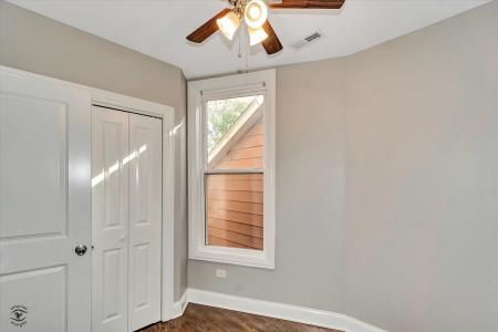 6527 S Vernon Avenue, Chicago, Illinois 60637