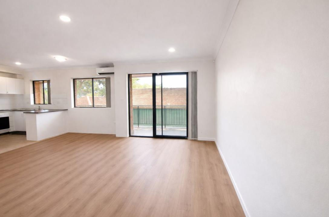 19/10-14 Calliope Street, Guildford, NSW 2161, أستراليا