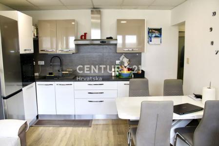 Mandalinskih Žrtava, Šibenik, Šibensko-kninska Županija 22000, Croácia