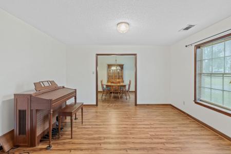 704 Alabama St, Sulphur, Louisiana 70663