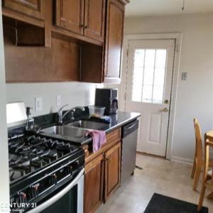 1350 E. Webster St., Ferndale, Michigan 48220, USA