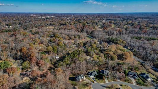 206 Pine Hill Court, Reidsville, NC 27320, USA