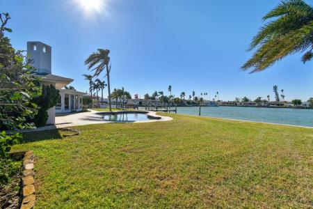 568 Johns Pass Ave, Madeira Beach, Florida 333708, USA