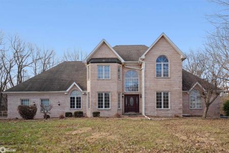 2917 Woodland Drive, Burlington, Iowa 52601, USA