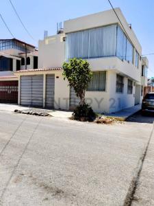 Urbanizacion Asovich zn A , Arequipa, Arequipa 00001, Peru