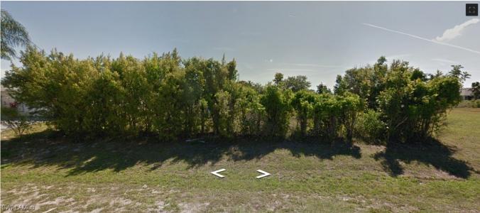 1217 NE 13th Place, Cape Coral, 佛羅里達州 33909, 美國