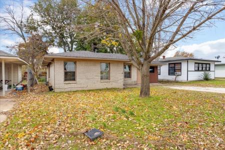 736 W. Bullock, Denison, Texas 75020, États-Unis