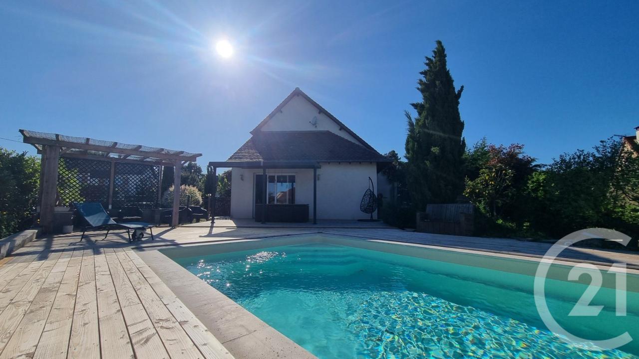 Neuilly Le Real, Auvergne 03340, France