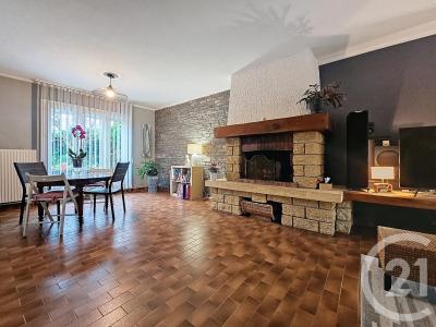 Mandres Les Roses, Île-de-France 94520, France