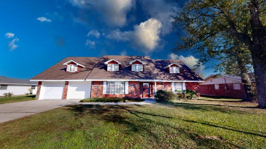 1424 Rue Des Chene, Westlake, Louisiana 70669, USA